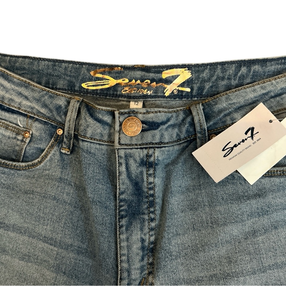 Seven7 Slim Flare Distressed Jeans Women’s Size 12 Boho Revival - Picture 2 of 6